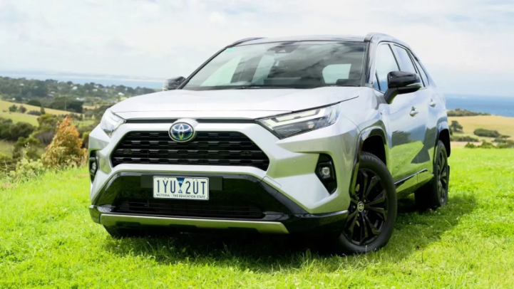 Toyota RAV4 là xe bán nhiều nhất thế giới năm 2024