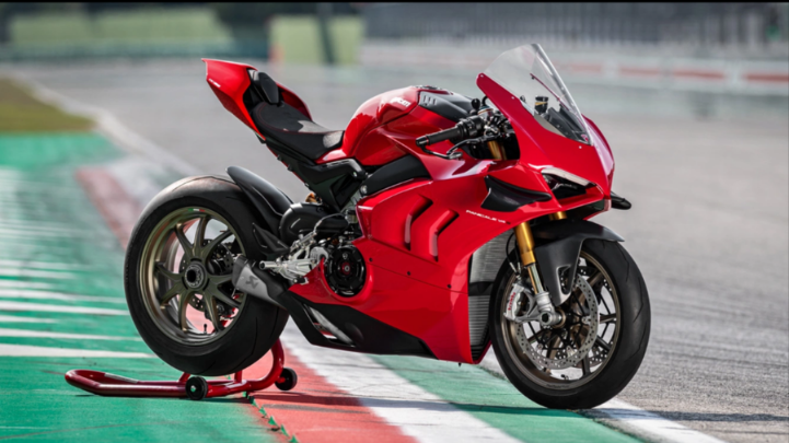 Panigale V4 S bán ở Việt Nam giá hơn 1 tỷ đồng