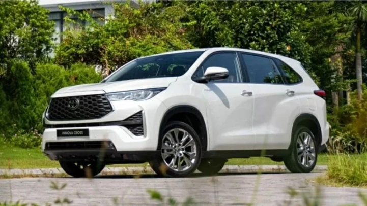 Những mẫu xe hybrid bán chạy nhất tháng 6/2025