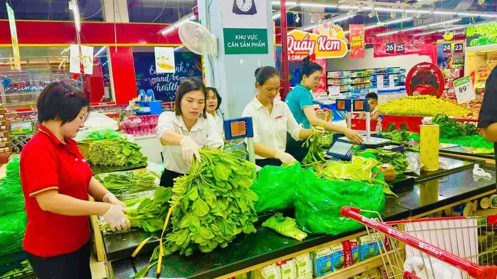 Hà Nội đảm bảo đủ lương thực, thực phẩm trong mưa bão