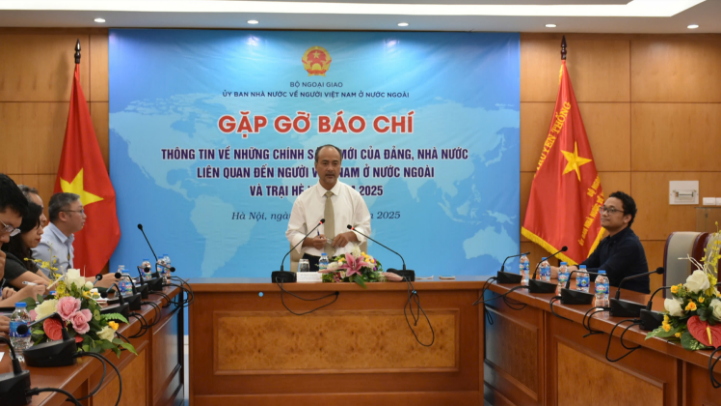 Nhiều chính sách mới tạo điều kiện thuận lợi cho kiều bào 