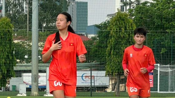 Tân binh Việt kiều hội quân cùng ĐT U20 nữ Việt Nam