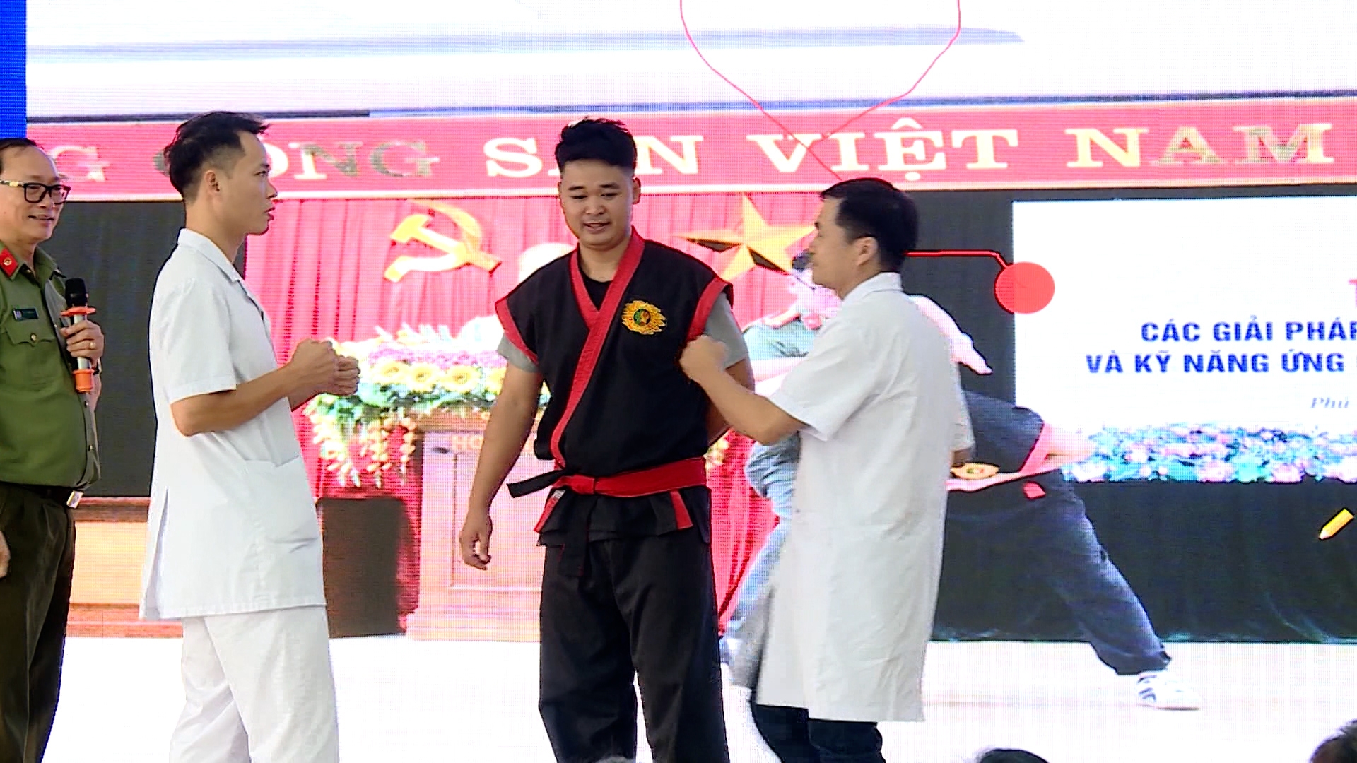 Kỹ năng ứng phó với bạo lực tại cơ sở y tế