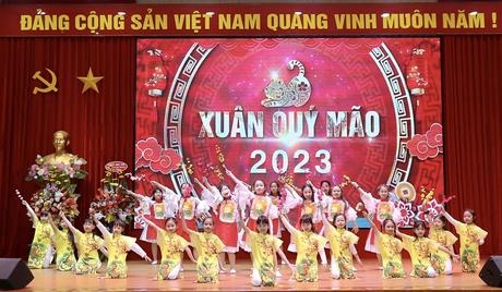'Tết sum vầy - Xuân gắn kết' ở quận Hai Bà Trưng