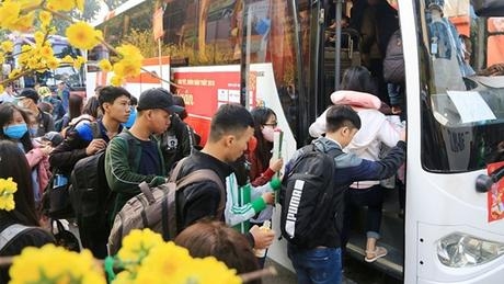 Những chuyến xe về quê ăn Tết
