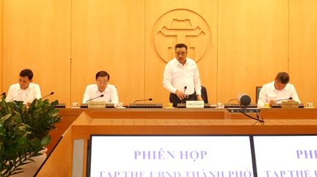 Chủ tịch thành phố chủ trì họp UBND thành phố thường kỳ