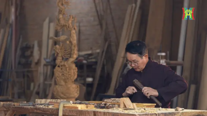 Nghệ nhân Hà Nội: Gỗ thiêng