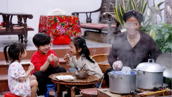  Bánh cuốn cuộn yêu thương