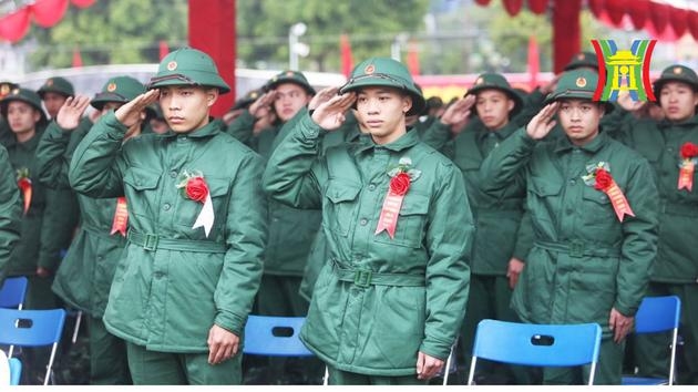 Gần 4.500 tân binh Thủ đô phấn khởi lên đường nhập ngũ