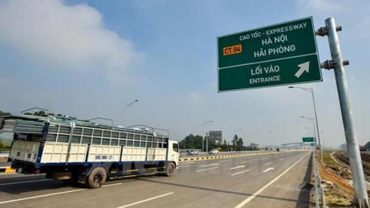 Nâng cao ý thức tài xế, hạn chế tai nạn giao thông