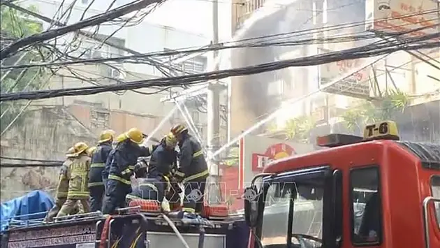 Cháy nhà cao tầng ở Manila, 11 người thiệt mạng