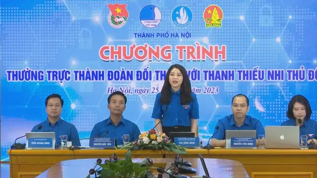 Chủ tịch UBND thành phố Hà Nội đối thoại với thanh niên