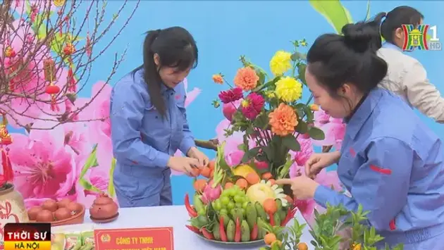 Công nhân ấm no nhờ 'Tết sum vầy'