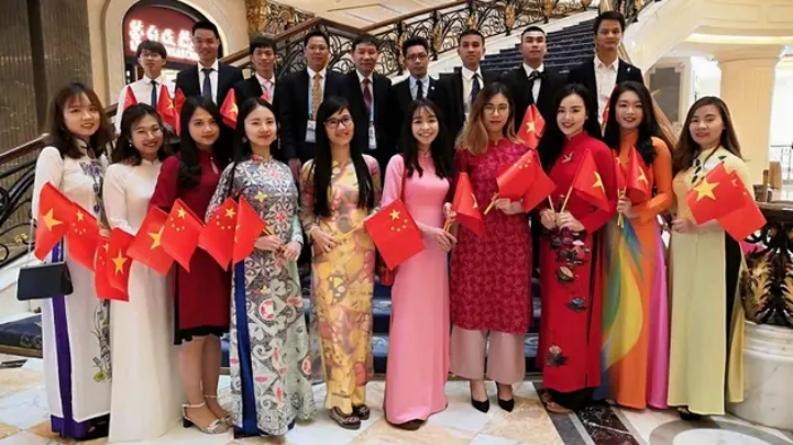 Sứ giả kết nối tình hữu nghị Việt - Trung