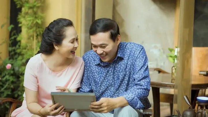 NSND Lan Hương, NSƯT Đỗ Kỷ ‘làm mới’ tình yêu Hà Nội